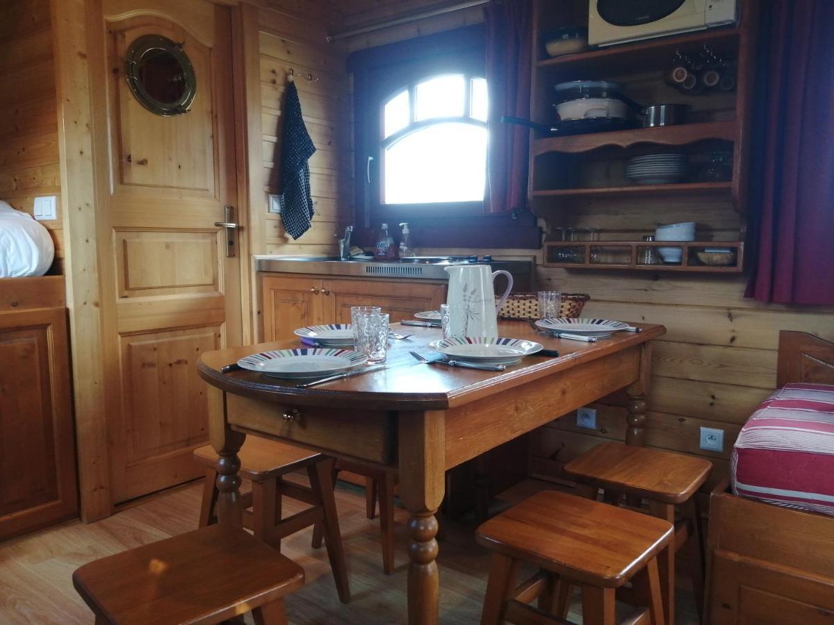 Les Roulottes De La Ferme Des Chanaux Saint-Julien-d'Ance Εξωτερικό φωτογραφία
