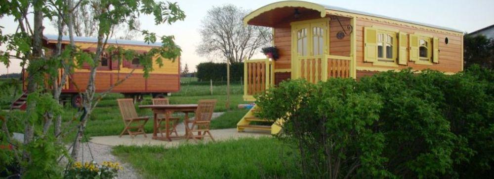 Les Roulottes De La Ferme Des Chanaux Saint-Julien-d'Ance Εξωτερικό φωτογραφία